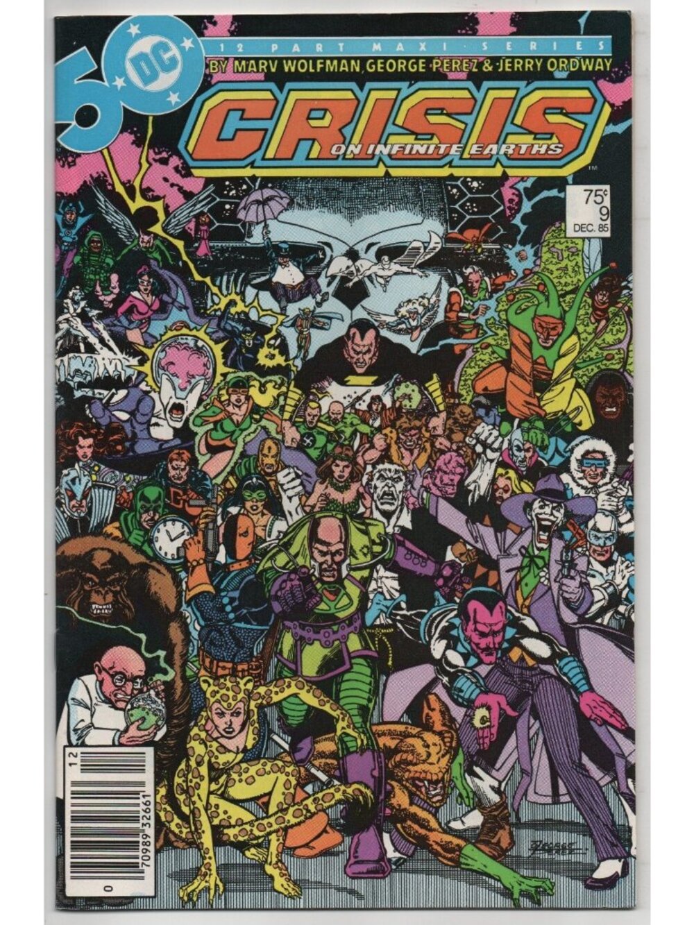 Crisis on Infinite Earths 9 DC Comics 1985 VF+ 8.5 Newsstand War Zone